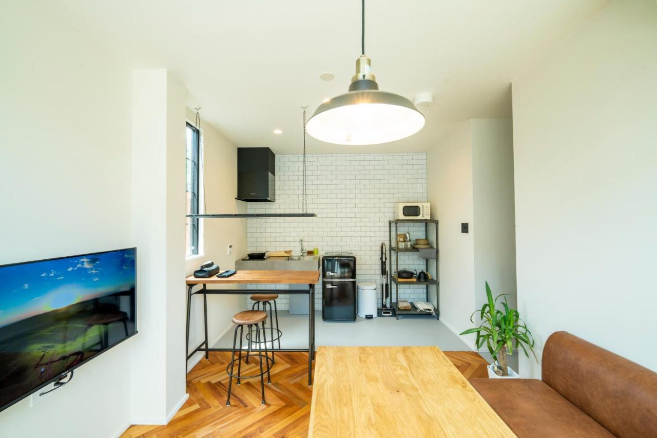 Raw_ Hotel